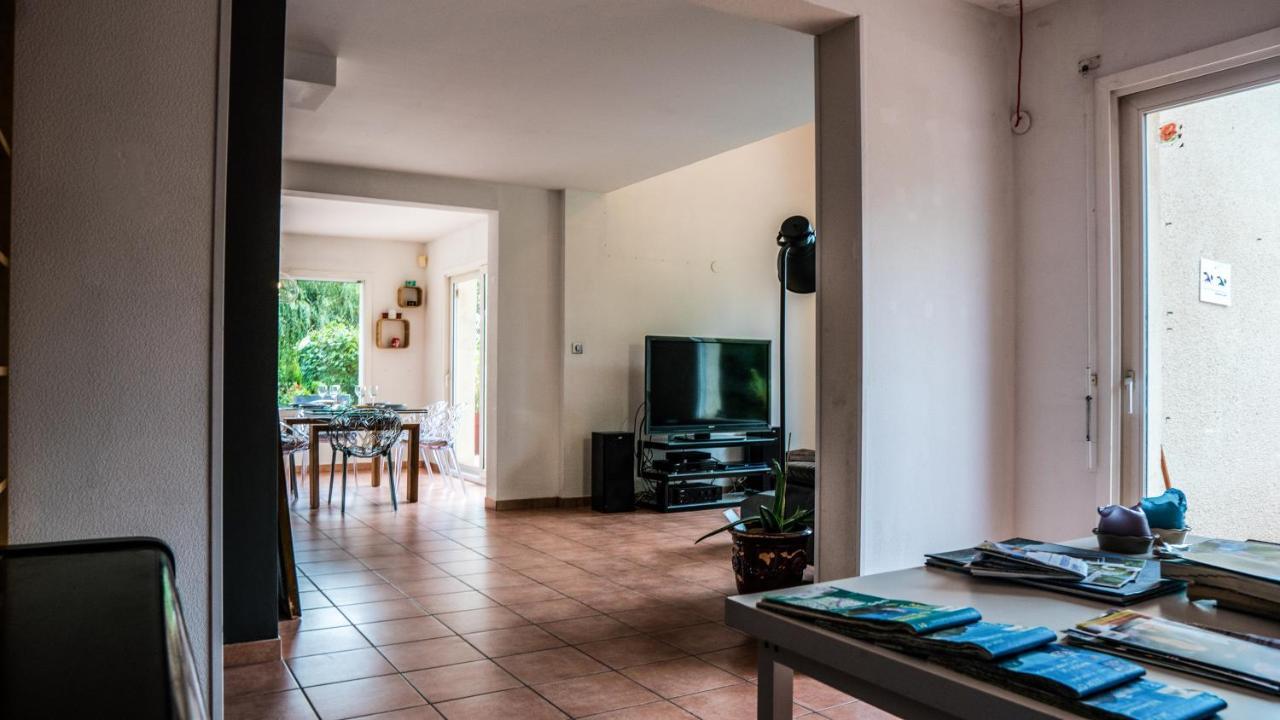 La Galante Villa Meylan Exteriör bild